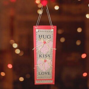 Hug Kiss Love (Banner)